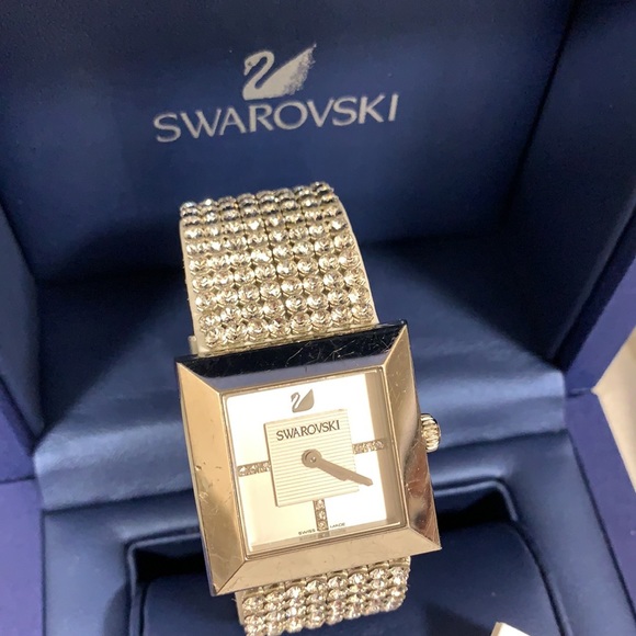 Swarovski crystal watch, with magnetic closure - Picture 4 of 5